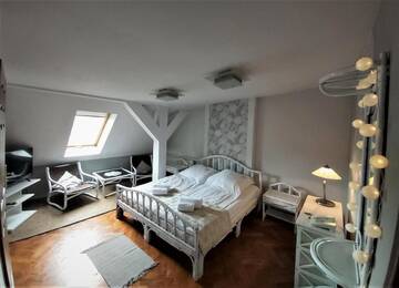 Фото номера Номер с кроватью размера «king-size» Отель Hotel Polonia г. Острув-Велькопольски 2